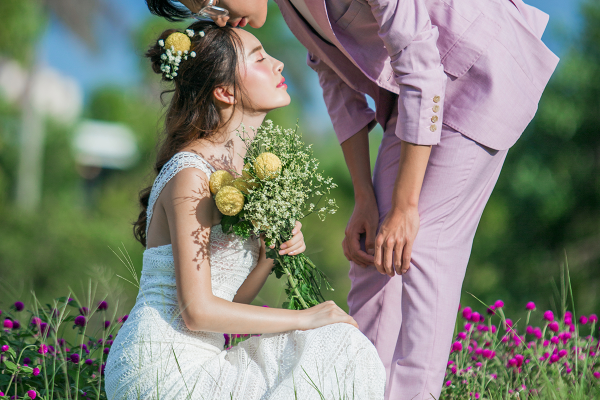 巴黎婚纱摄影花海案例