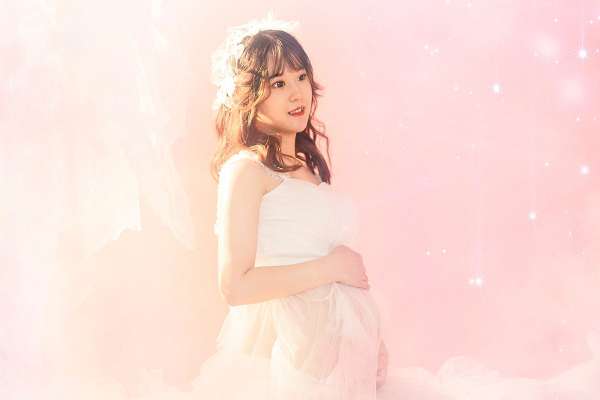 【孕妇照】·1个主题·3套服装·20张精修·拍摄120分钟