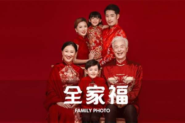 3个主题·3套服装·33张精修·拍摄120分钟