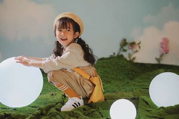 【孕妇照】·3个主题·3套服装·18张精修·拍摄90分钟