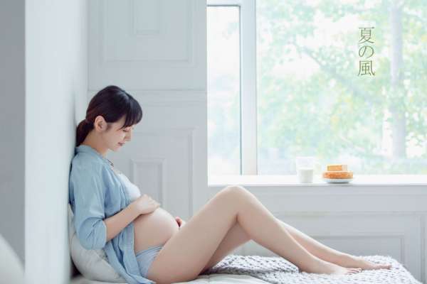 【孕妇照】·2个主题·2套服装·6张精修·拍摄90分钟