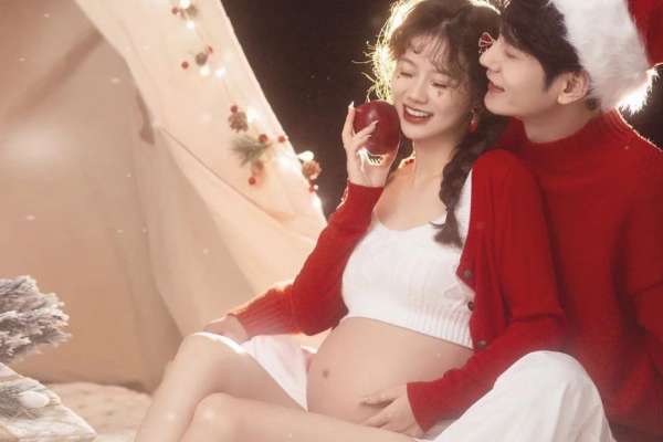 【孕妇照】·1个主题·1套服装·6张精修·拍摄120分钟