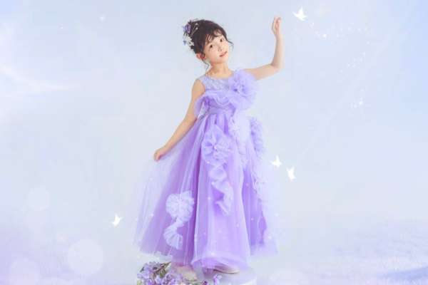 【宝宝照】·4个主题·4套服装·26张精修·拍摄150分钟