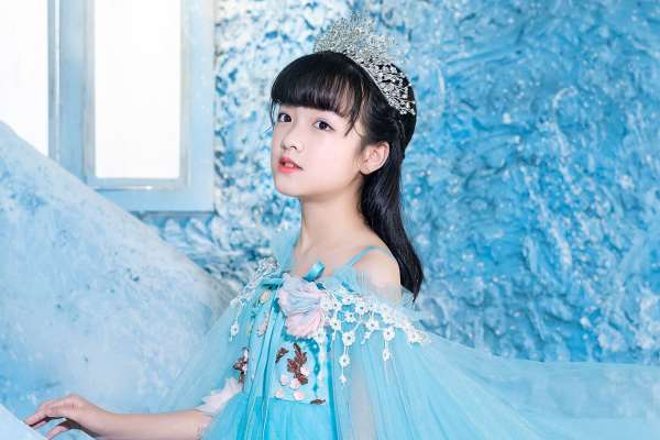 【儿童摄影】·3个主题·3套服装·30张精修·拍摄120分钟