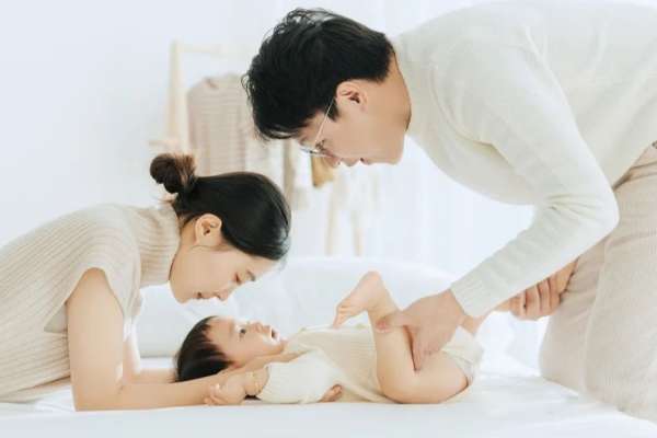 【亲子照】·3个主题·5套服装·22张精修·拍摄240分钟