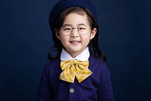 【证件照】·1套服装·1张精修
