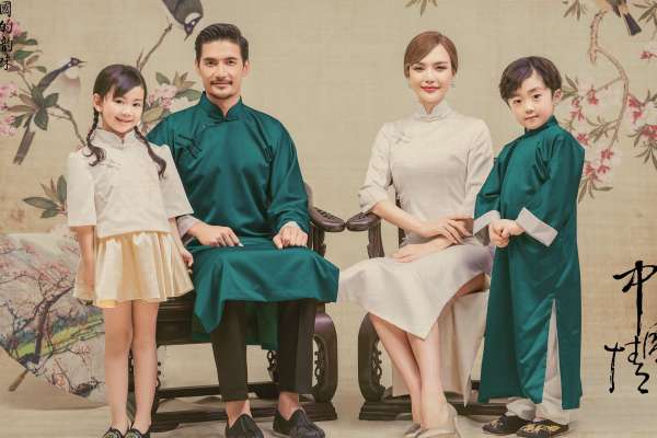 【亲子照】·5个主题·6套服装·26张精修·拍摄120分钟