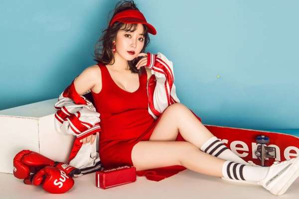 【孕妇照】·2个主题·2套服装·10张精修·拍摄120分钟