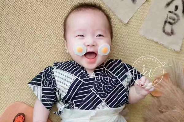 【新生儿】·2个主题·2套服装·1张精修·拍摄60分钟