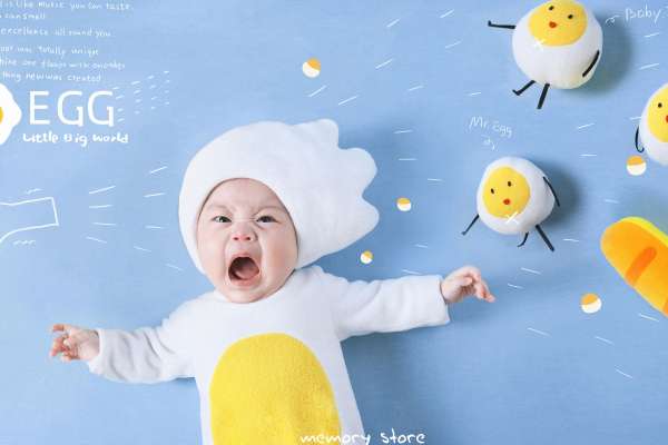 【百天照】·3个主题·3套服装·12张精修·拍摄45分钟