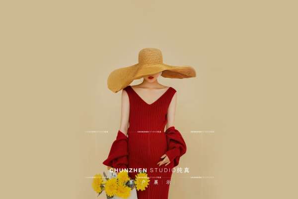 【孕妇照】·4个主题·4套服装·22张精修·拍摄180分钟