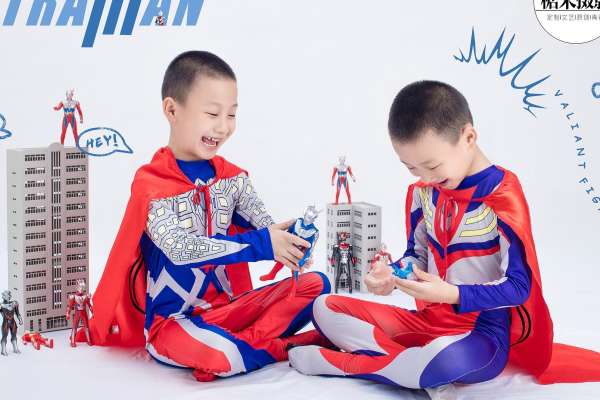 【儿童摄影】·15个主题·5套服装·24张精修·拍摄100分钟