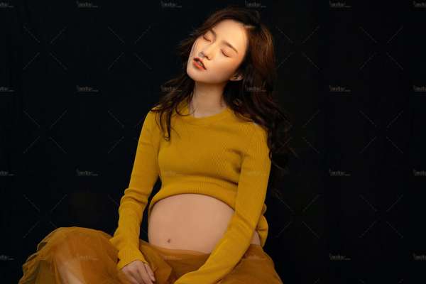 【孕妇照】·2套服装·10张精修·拍摄90分钟