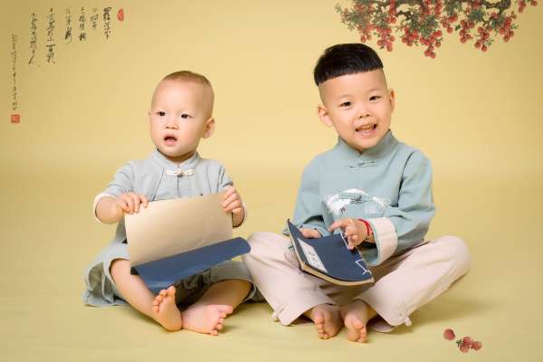 4个主题·4套服装·26张精修·拍摄120分钟