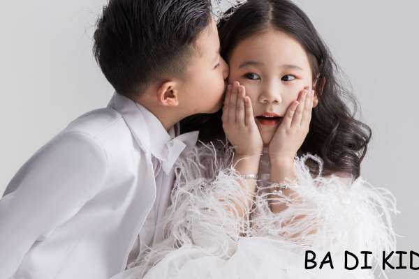 【儿童摄影】·4个主题·4套服装·12张精修·拍摄120分钟