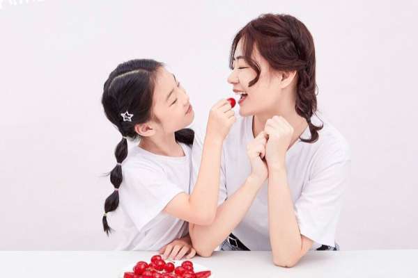 【百天照】·6个主题·6套服装·40张精修·拍摄60分钟