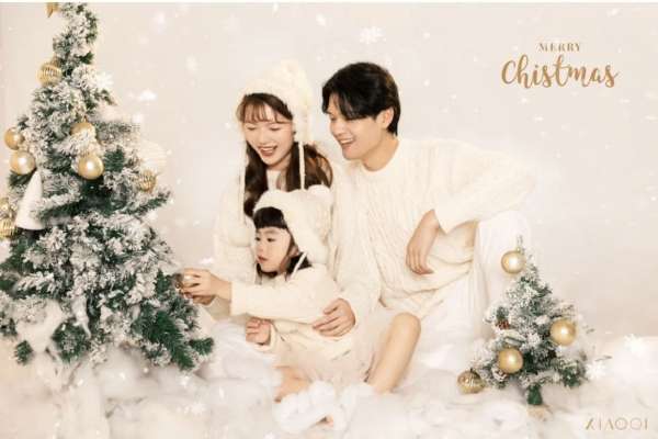 【新年照】·1个主题·1套服装·3张精修·拍摄60分钟