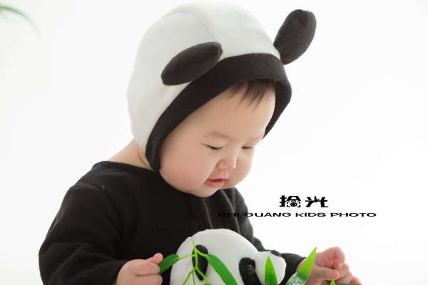 1个主题·2套服装·8张精修·拍摄90分钟