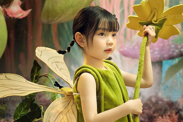 【儿童摄影】·3个主题·3套服装·22张精修·拍摄120分钟