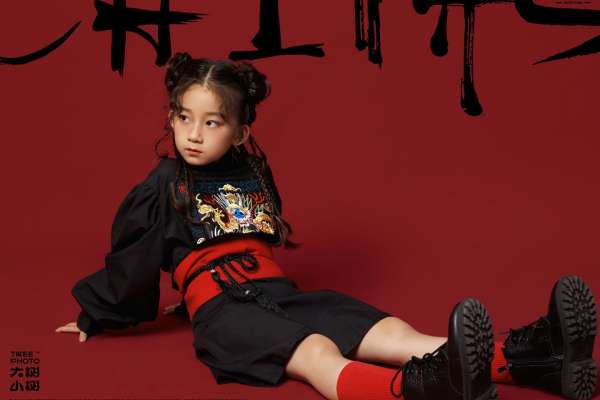 【儿童摄影】·3个主题·3套服装·26张精修·拍摄180分钟