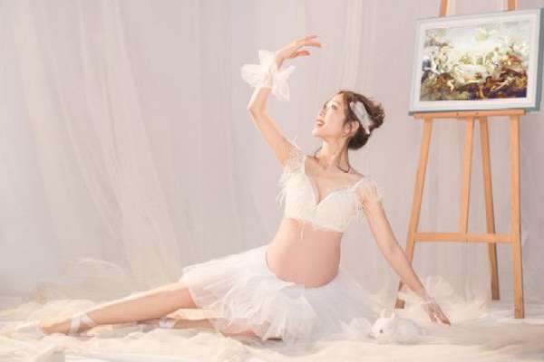 3个主题·3套服装·22张精修·拍摄180分钟
