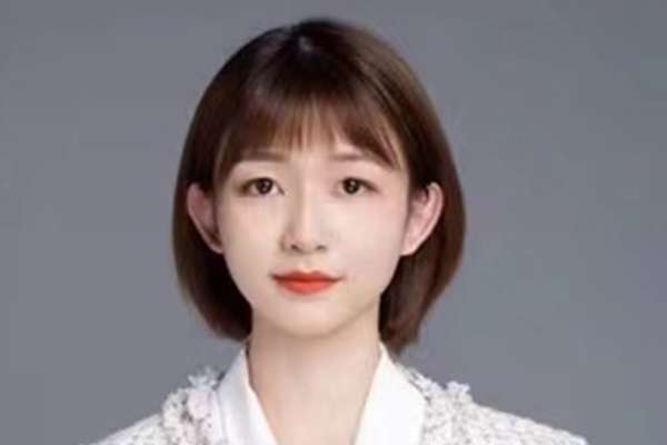 【证件照】·1套服装·1张精修·拍摄60分钟