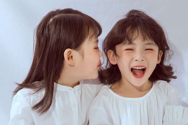 【儿童摄影】·4个主题·4套服装·22张精修·拍摄120分钟