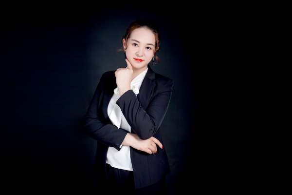 【证件照】·1套服装·1张精修