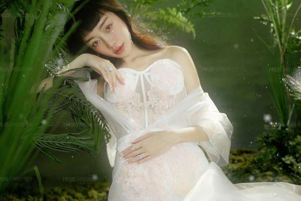 2个主题·2套服装·10张精修·拍摄100分钟