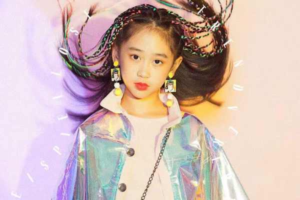 【儿童摄影】·3个主题·3套服装·18张精修·拍摄120分钟