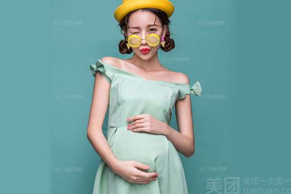 【孕妇照】·10个主题·3套服装·20张精修·拍摄120分钟