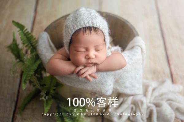 【上门拍】·3个主题·3套服装·20张精修·拍摄60分钟