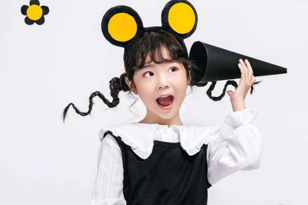 【亲子照】·4个主题·6套服装·22张精修·拍摄240分钟