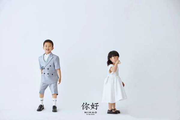【宝宝照】·2个主题·2套服装·10张精修·拍摄120分钟