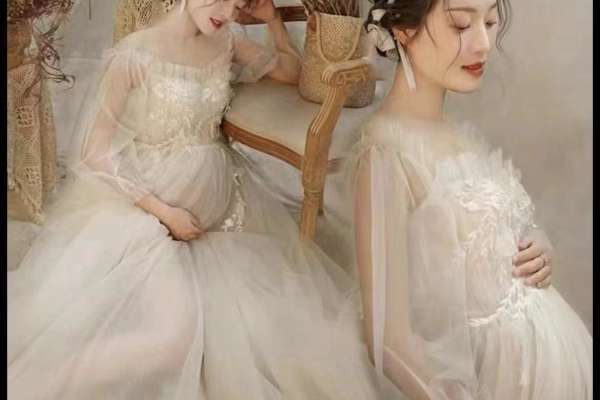 【孕妇照】·2个主题·2套服装·4张精修·拍摄120分钟