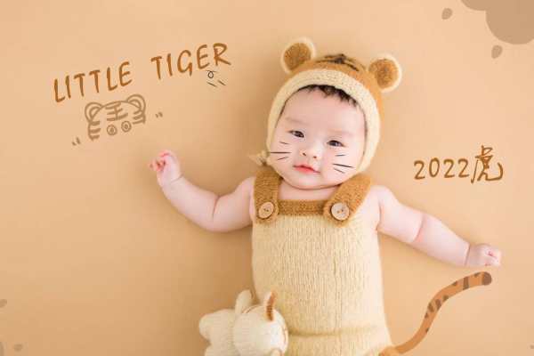 【百天照】·3个主题·3套服装·22张精修·拍摄100分钟