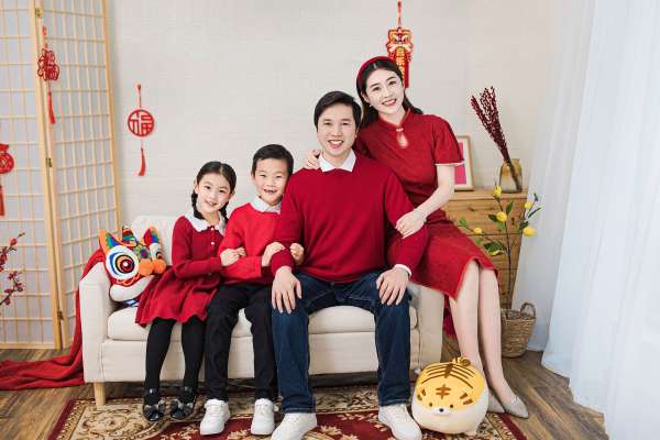 【全家福】·1个主题·4套服装·6张精修·拍摄60分钟