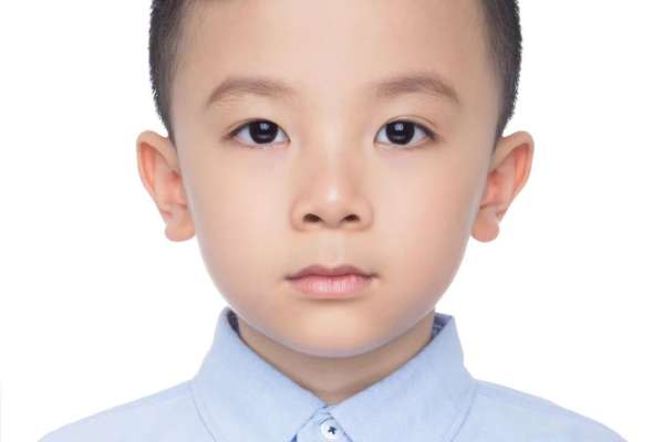 【证件照】·1套服装·1张精修