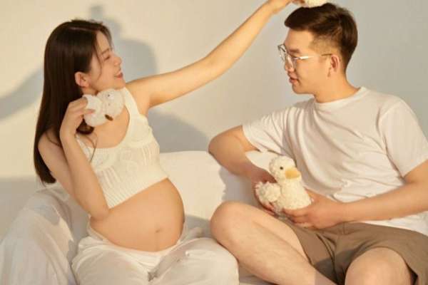 3个主题·4套服装·24张精修·拍摄200分钟