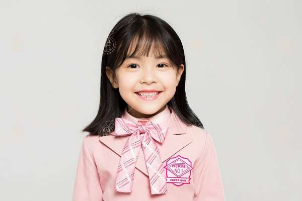 【证件照】·1个主题·1套服装·1张精修·拍摄30分钟