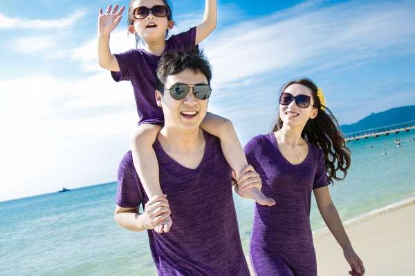 【轻旅拍】·6个主题·6套服装·20张精修·拍摄480分钟