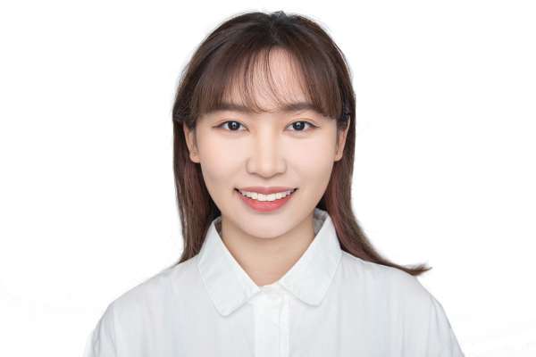【证件照】·1个主题·1套服装·1张精修·拍摄50分钟