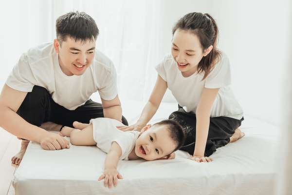 4个主题·4套服装·18张精修·拍摄120分钟