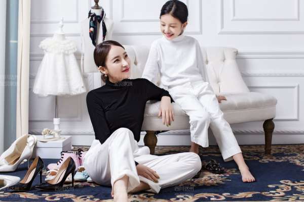 【亲子照】·2个主题·2套服装·4张精修·拍摄60分钟