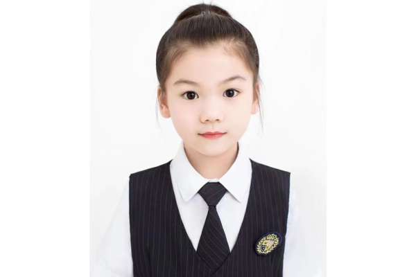 【证件照】·1套服装·1张精修