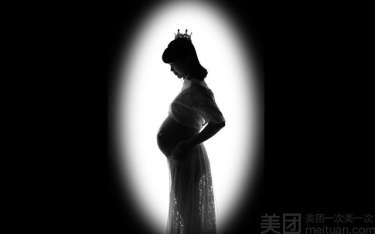 【孕妇照】·3个主题·3套服装·12张精修·拍摄120分钟