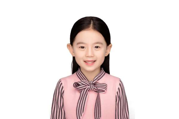 0套服装·1张精修