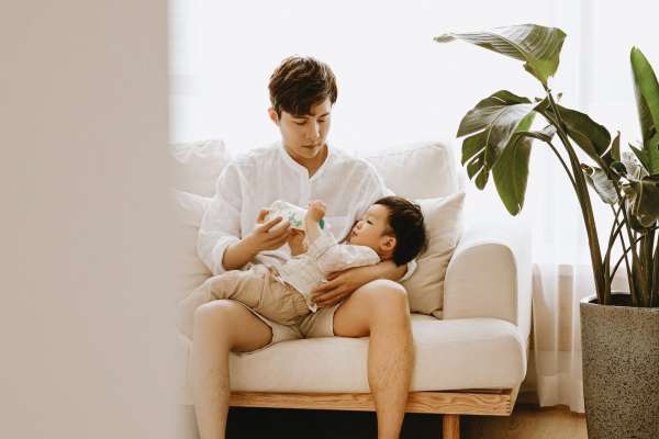 【亲子照】·3个主题·3套服装·22张精修·拍摄120分钟