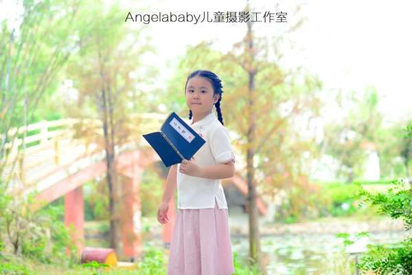 【儿童摄影】·3个主题·3套服装·20张精修·拍摄150分钟