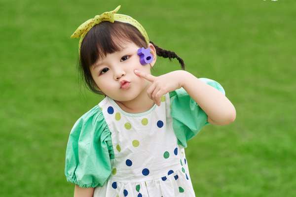 【儿童摄影】·3个主题·3套服装·18张精修·拍摄120分钟